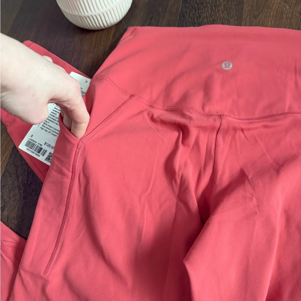 🆕 Lululemon Align High Rise Leggings 25” with Pockets - Picture 7 of 13